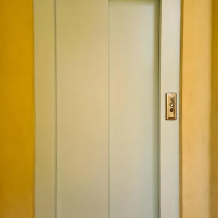 Dekag House أولبيا