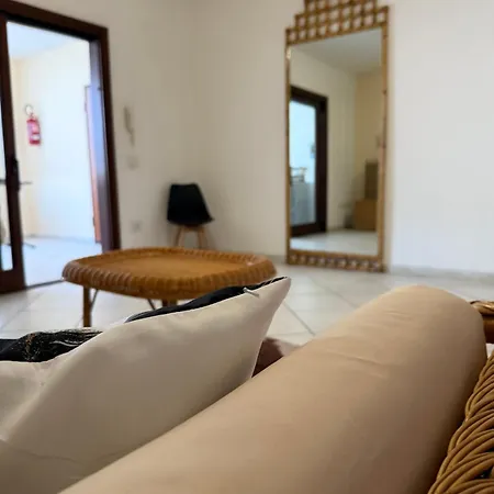 Dekag House Bed & Breakfast Olbia