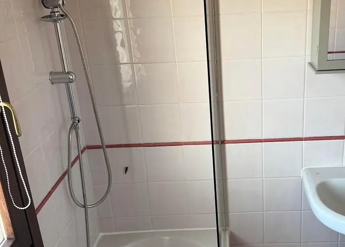 Bed and breakfast Dekag House