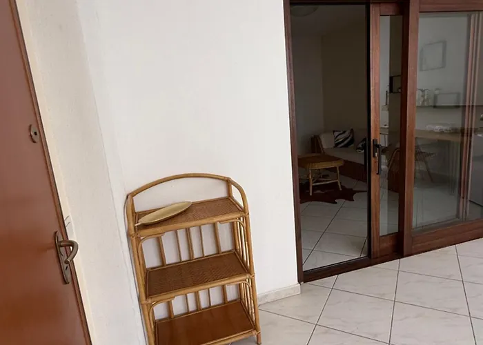 Bed & Breakfast Dekag House