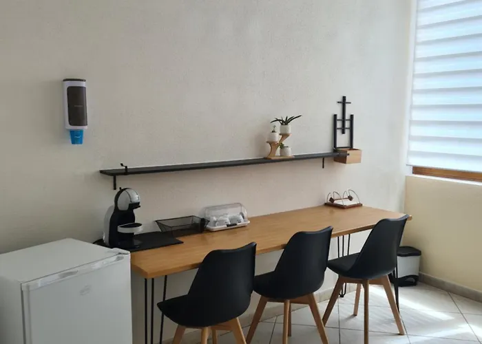 Bed and breakfast Dekag House 4*